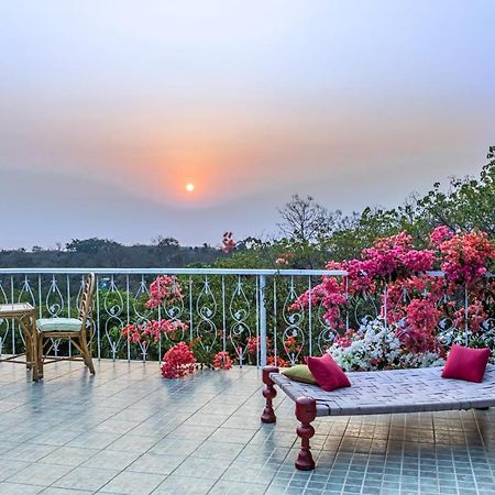 Saffronstays Sunglade, Kashid - Ocean-View Villa Near Kashid Beach Nāndgaon Extérieur photo