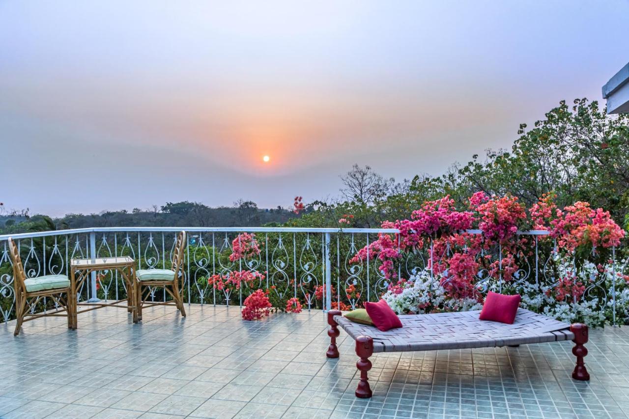 Saffronstays Sunglade, Kashid - Ocean-View Villa Near Kashid Beach Nāndgaon Extérieur photo